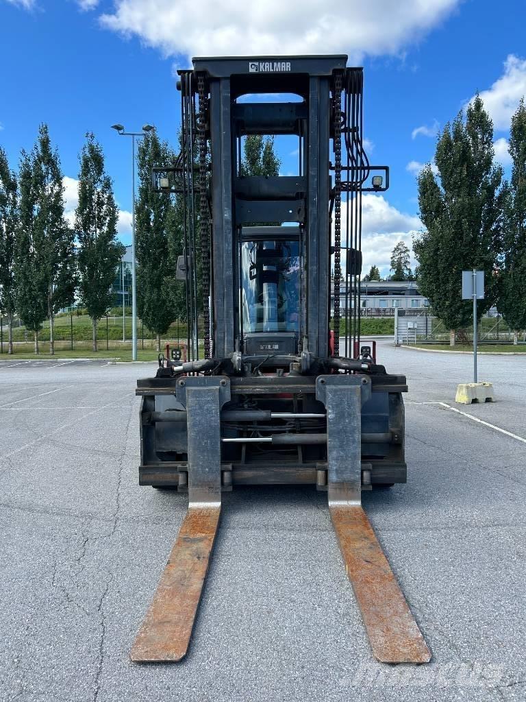 Kalmar DCG150-6 Diesel Stapler
