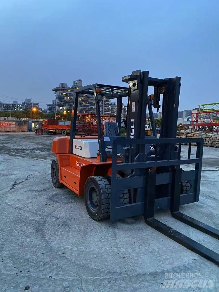Heli FD 70 Diesel Stapler