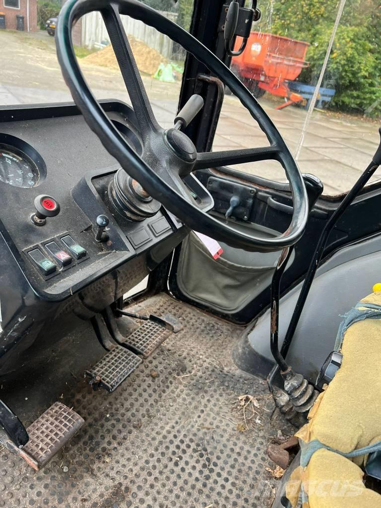 Case IH 745 XL Traktoren