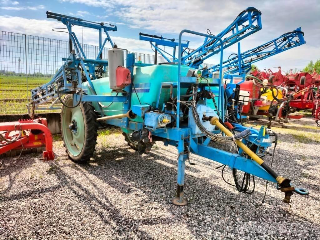 Berthoud ALBA V 2200 Düngemittel-Sprüher