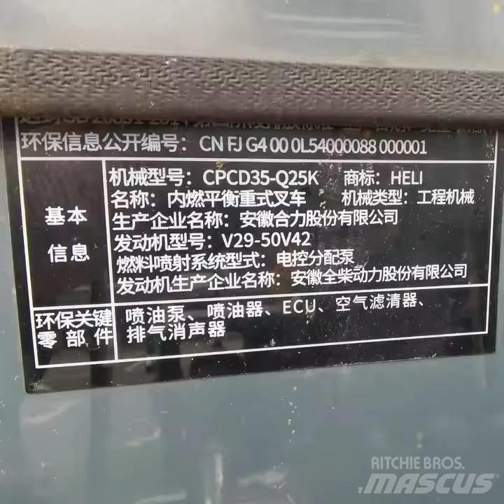 Heli CPCD35 Diesel Stapler