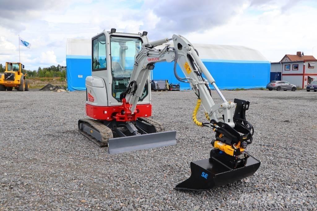 Takeuchi TB325R Minibagger < 7t