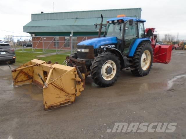 New Holland TM 125 Traktoren