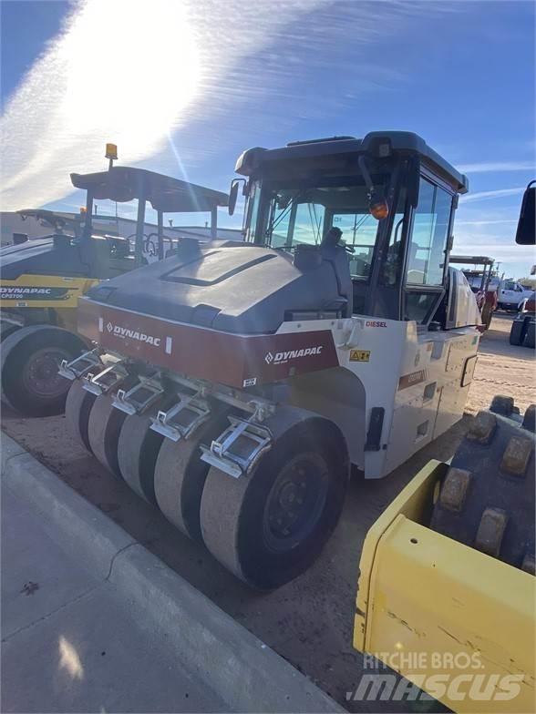 Dynapac CP2700 Gummiradwalzen