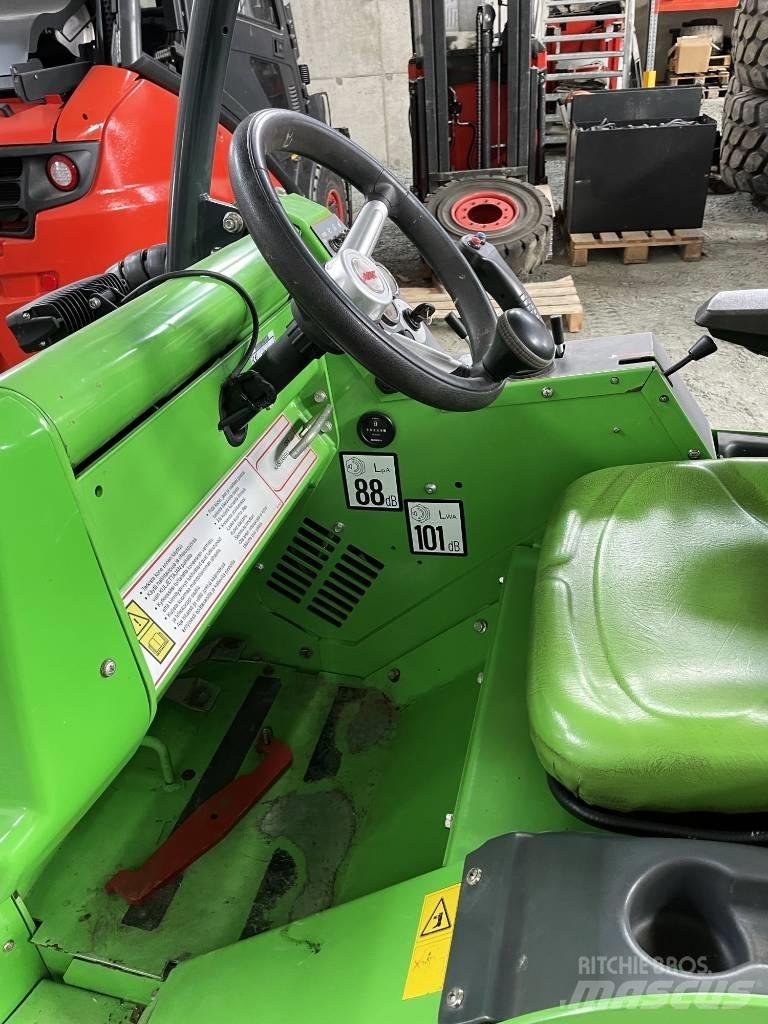 Avant 423 Minilader