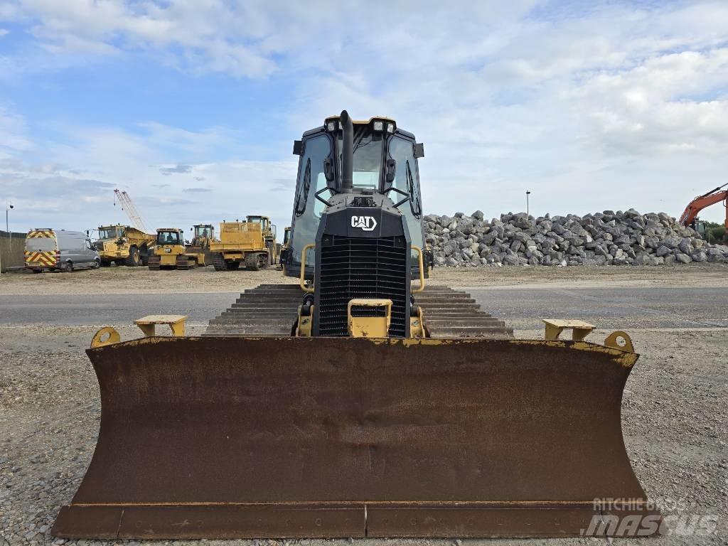 CAT D 3 LGP Bulldozer