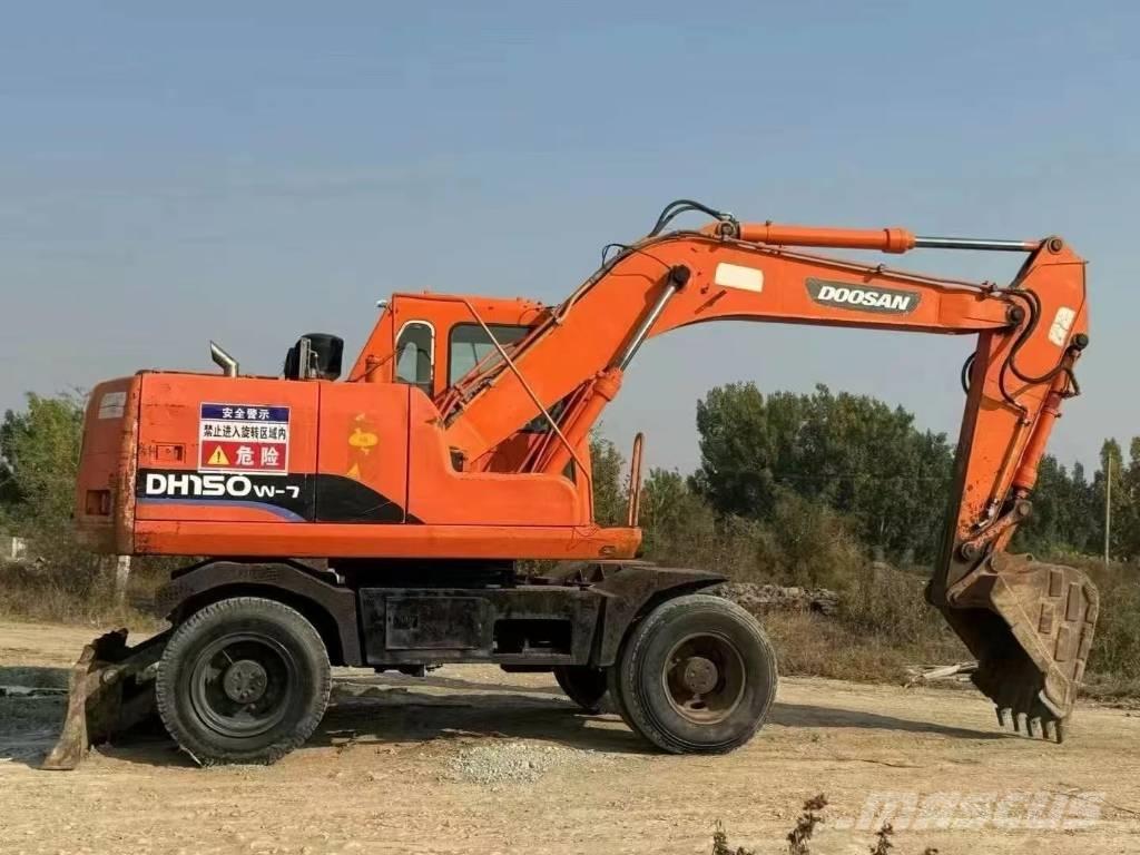 Doosan DH150W Mobilbagger