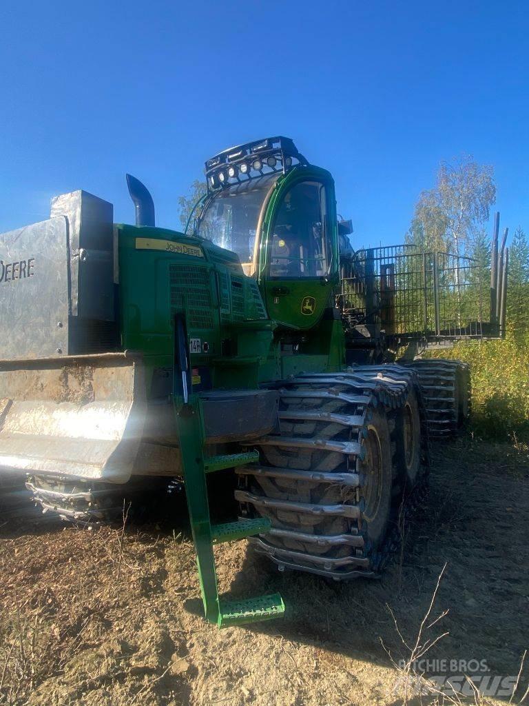 John Deere 1910G Forwarder