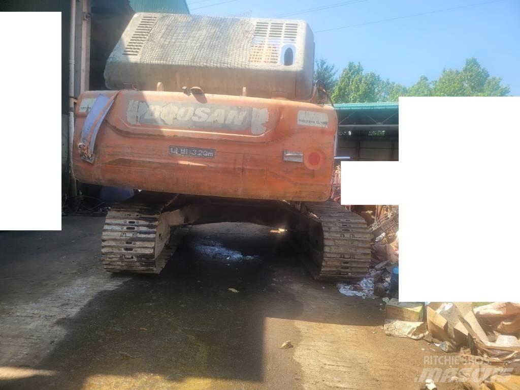 Doosan DX 300 LCA Raupenbagger