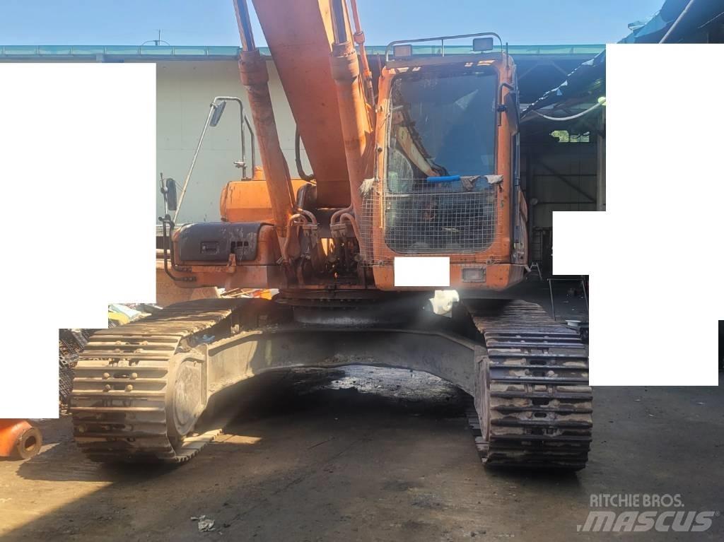 Doosan DX 300 LCA Raupenbagger