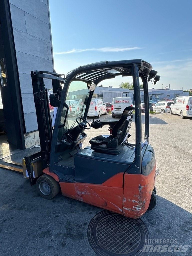 Toyota 8FBE20T Elektro Stapler
