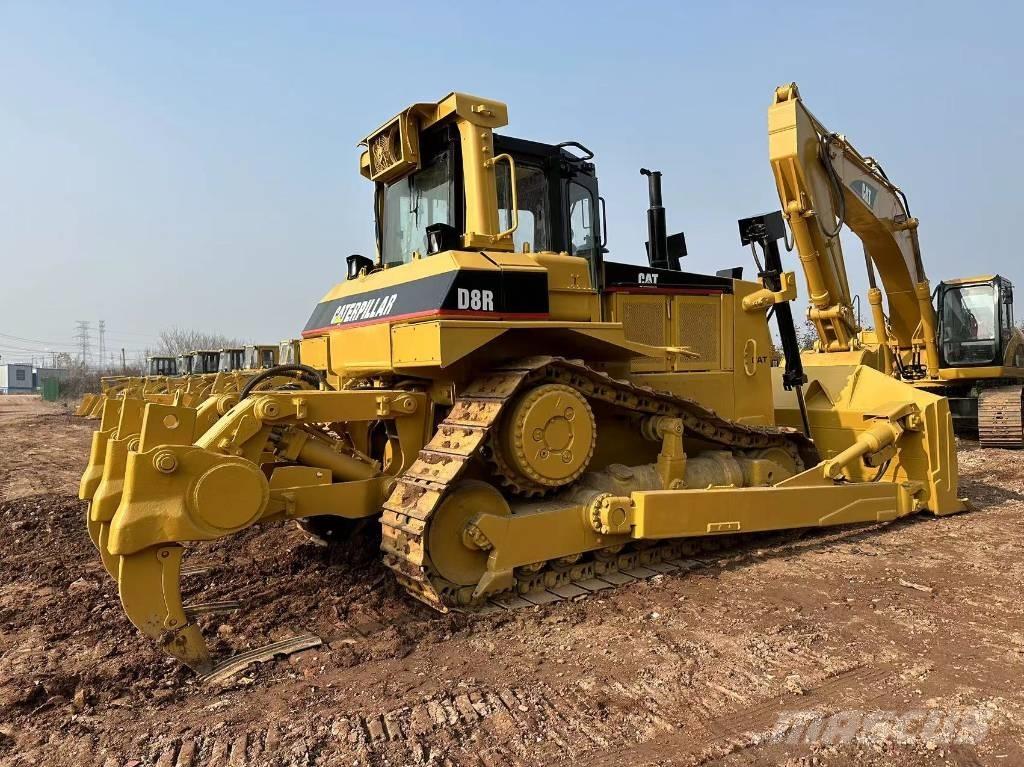 CAT D8R Bulldozer