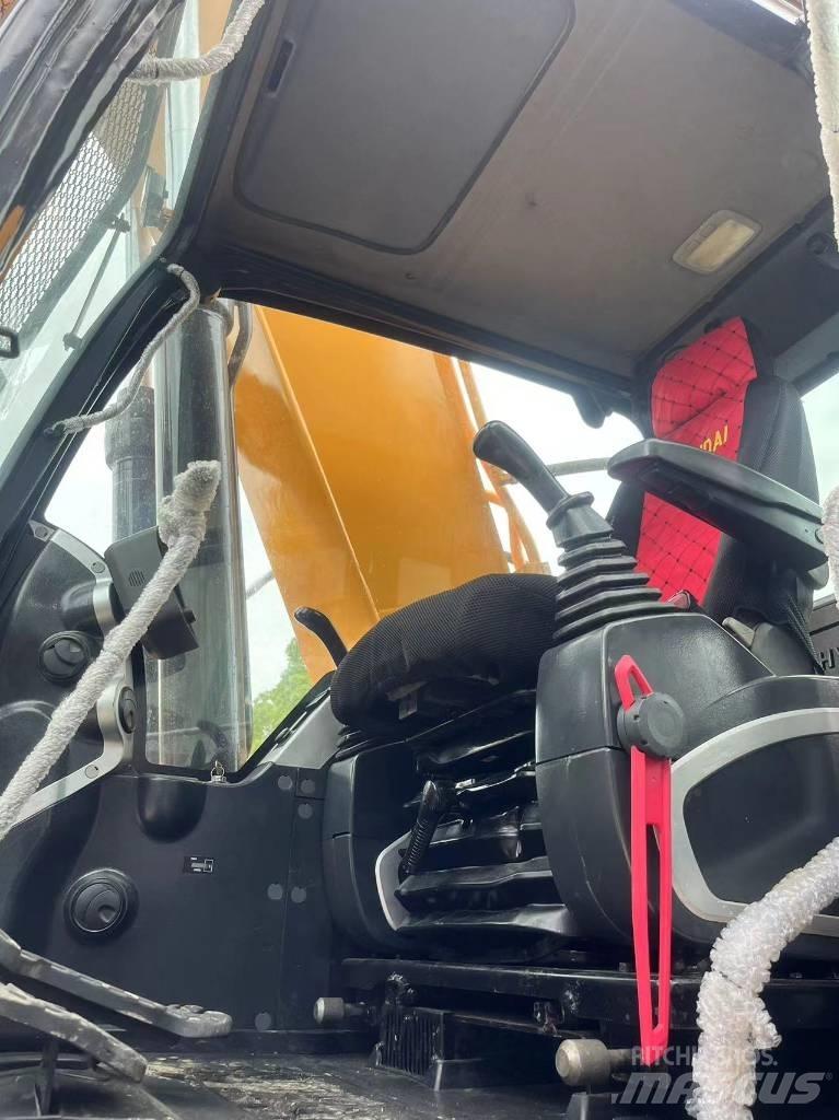 Hyundai R 305LC-9S Raupenbagger