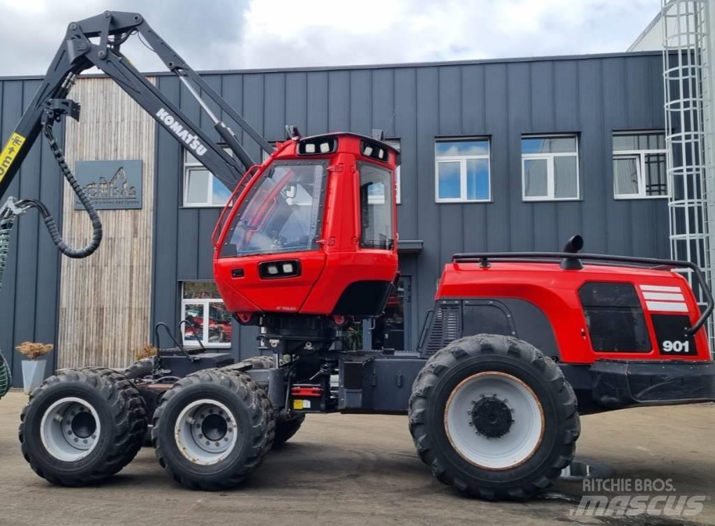 Komatsu 901 Harvester