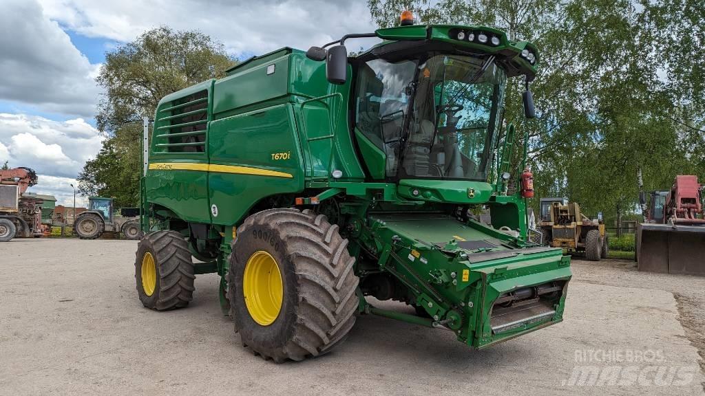 John Deere T 670 i Mähdrescher