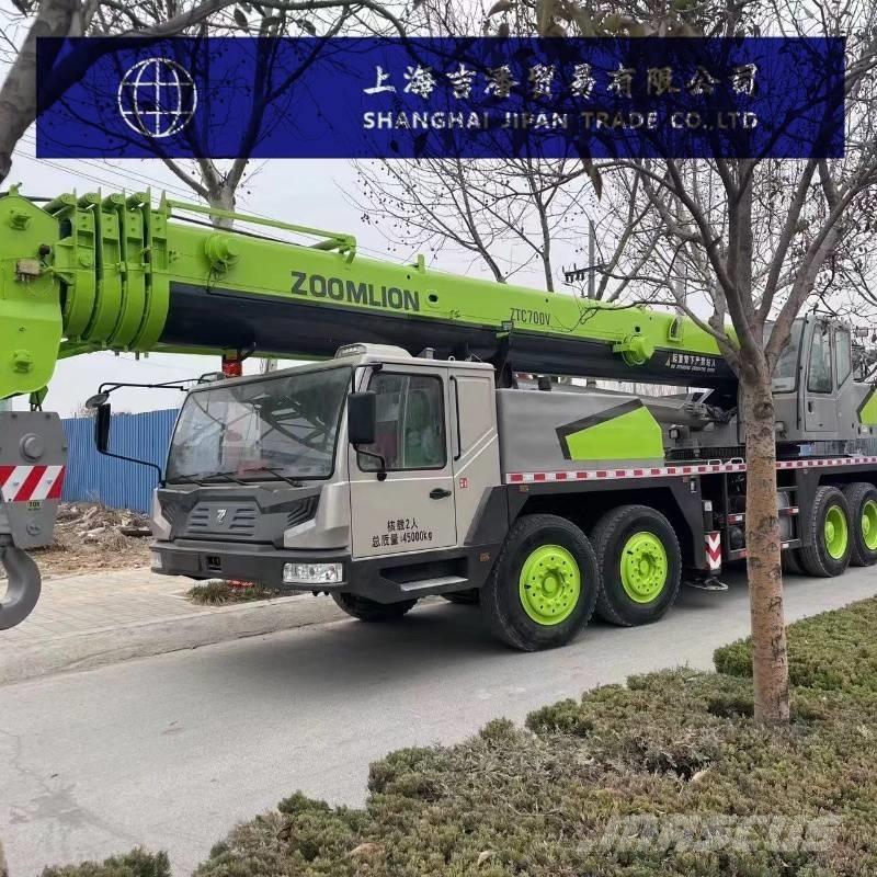 Zoomlion ZTC 700 V All-Terrain-Krane