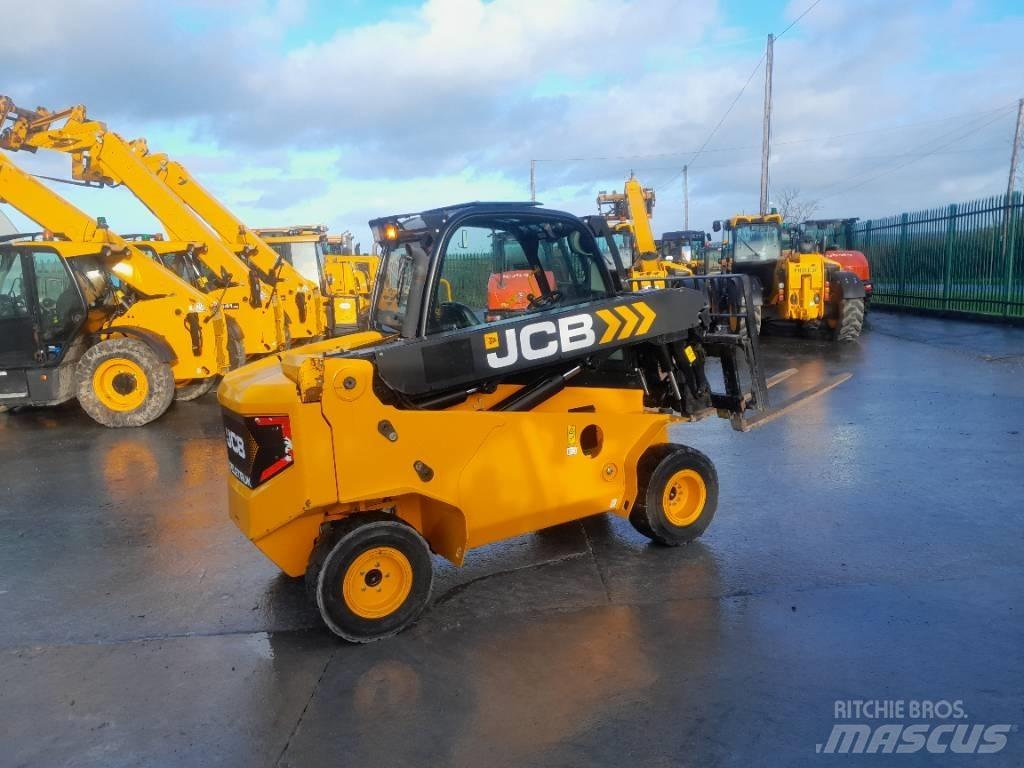 JCB 35-26D 4WD Diesel Stapler