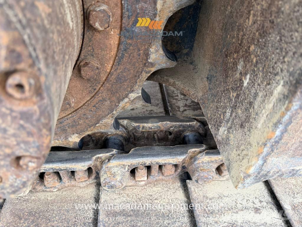 Komatsu PC 130 LC-8 Raupenbagger