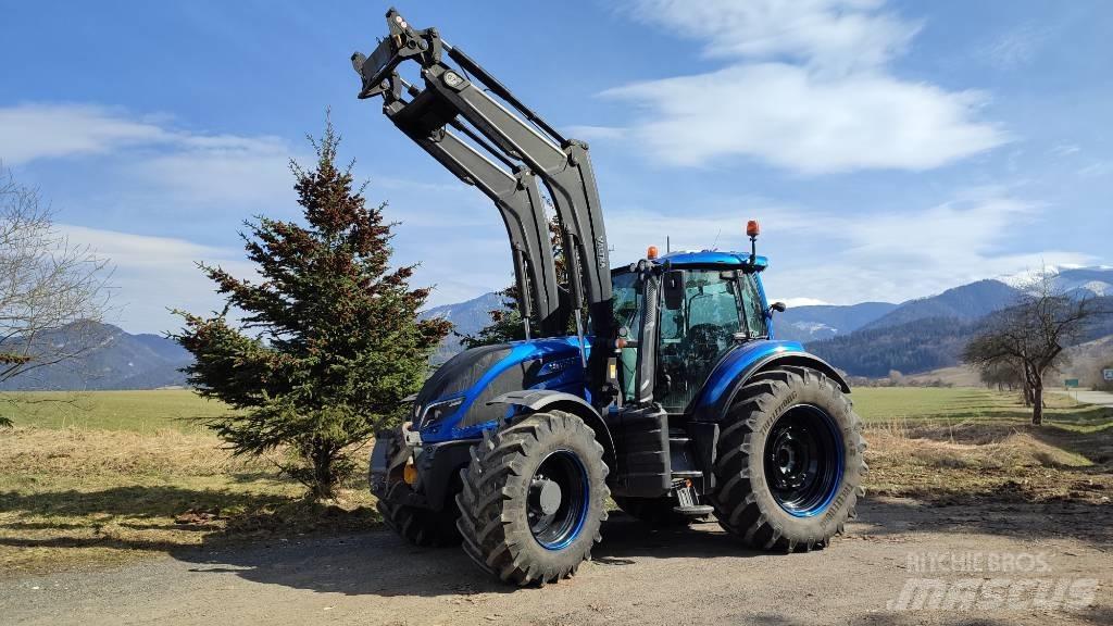 Valtra T174 eD Traktoren