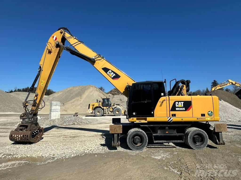 CAT MH3026 Materialumschlag