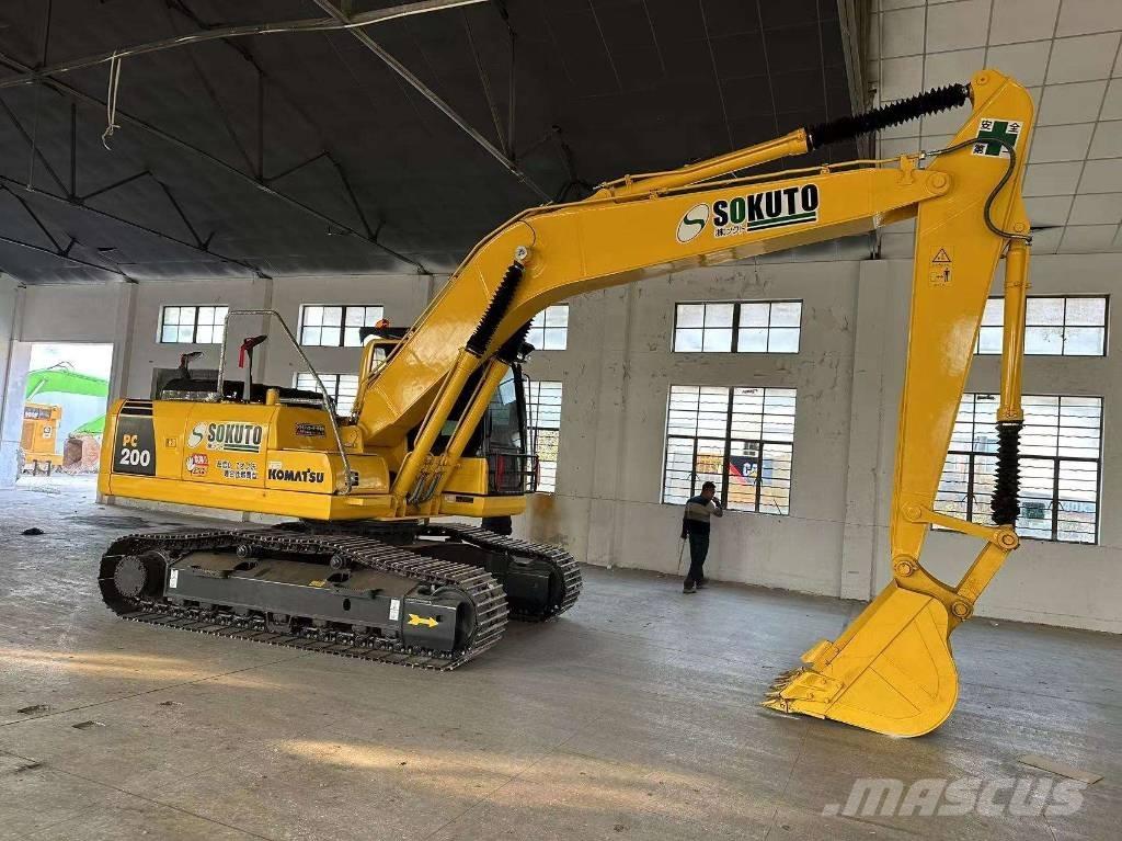 Komatsu PC 200-8 Raupenbagger