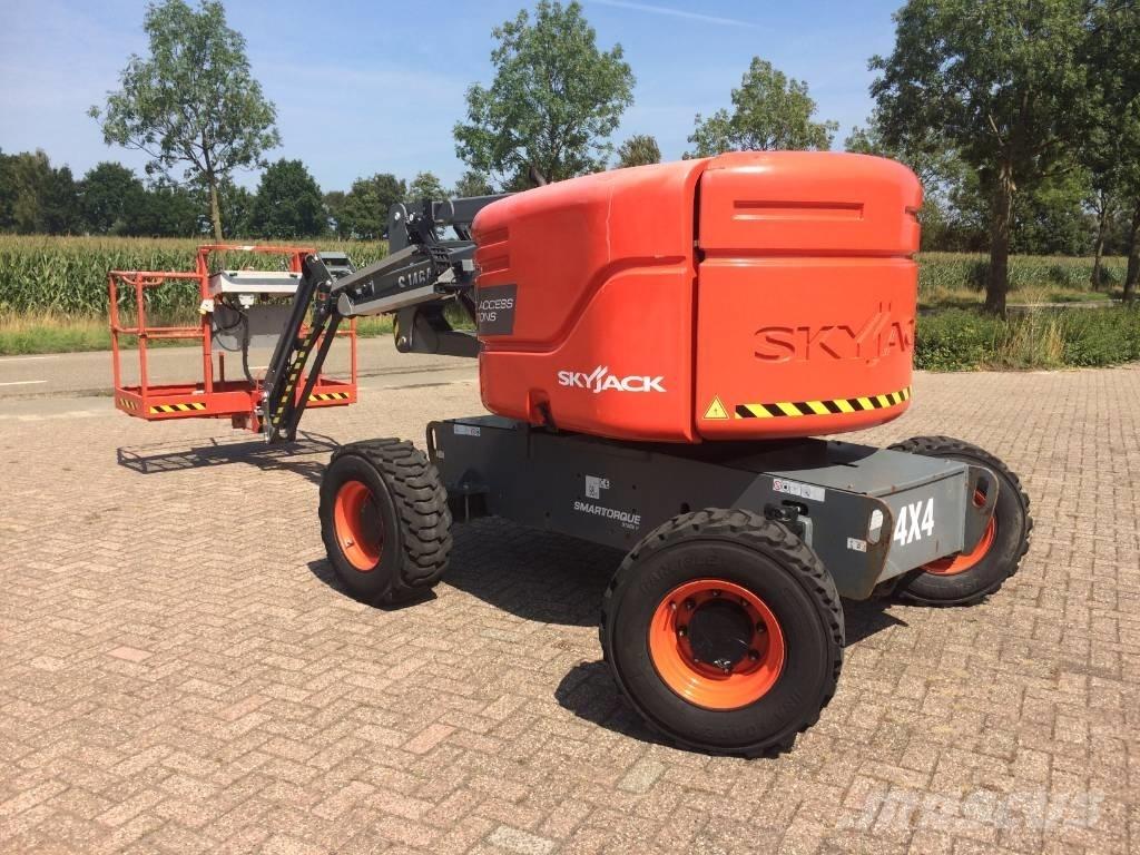 SkyJack SJ 46 AJ Gelenkteleskoparbeitsbühnen