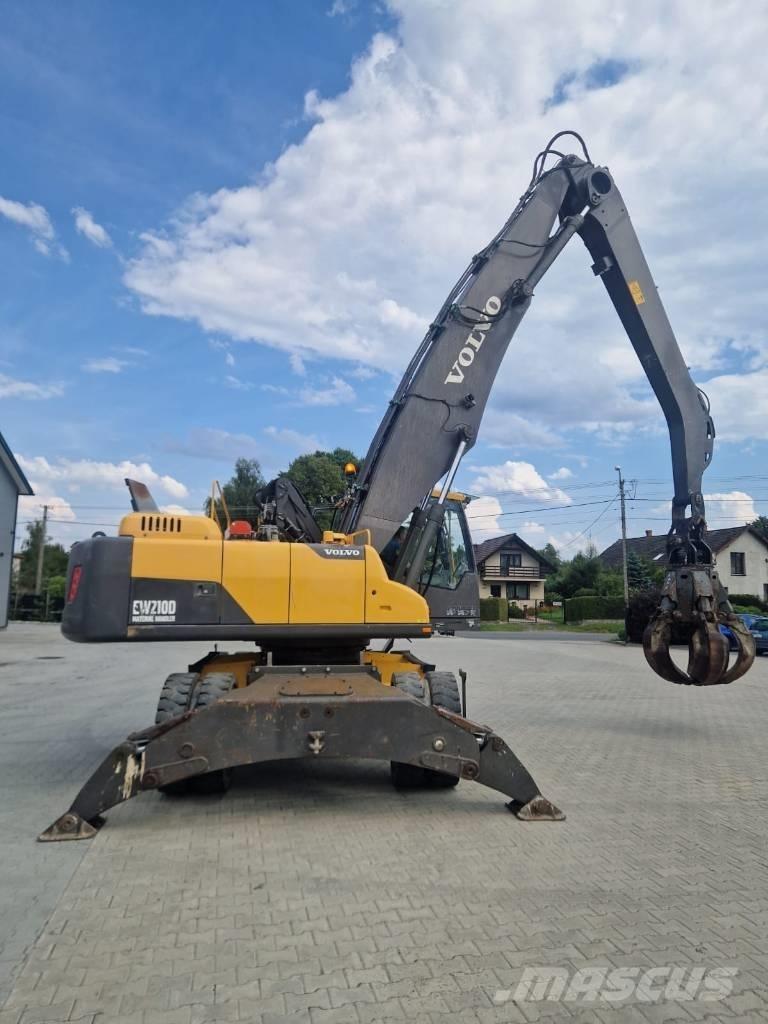 Volvo EW 210 D Materialumschlag