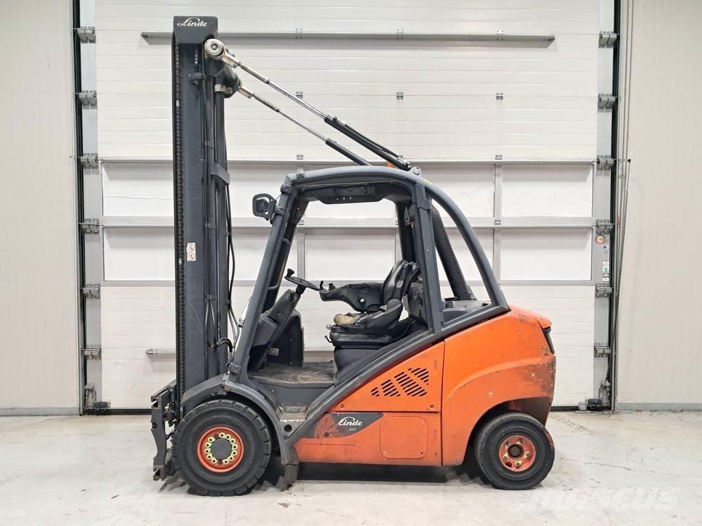 Linde H35D-02 Diesel Stapler