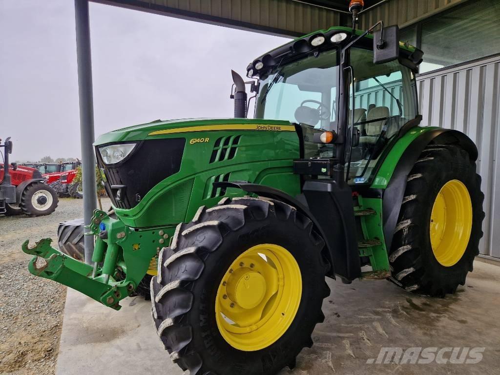 John Deere 6140 R Traktoren