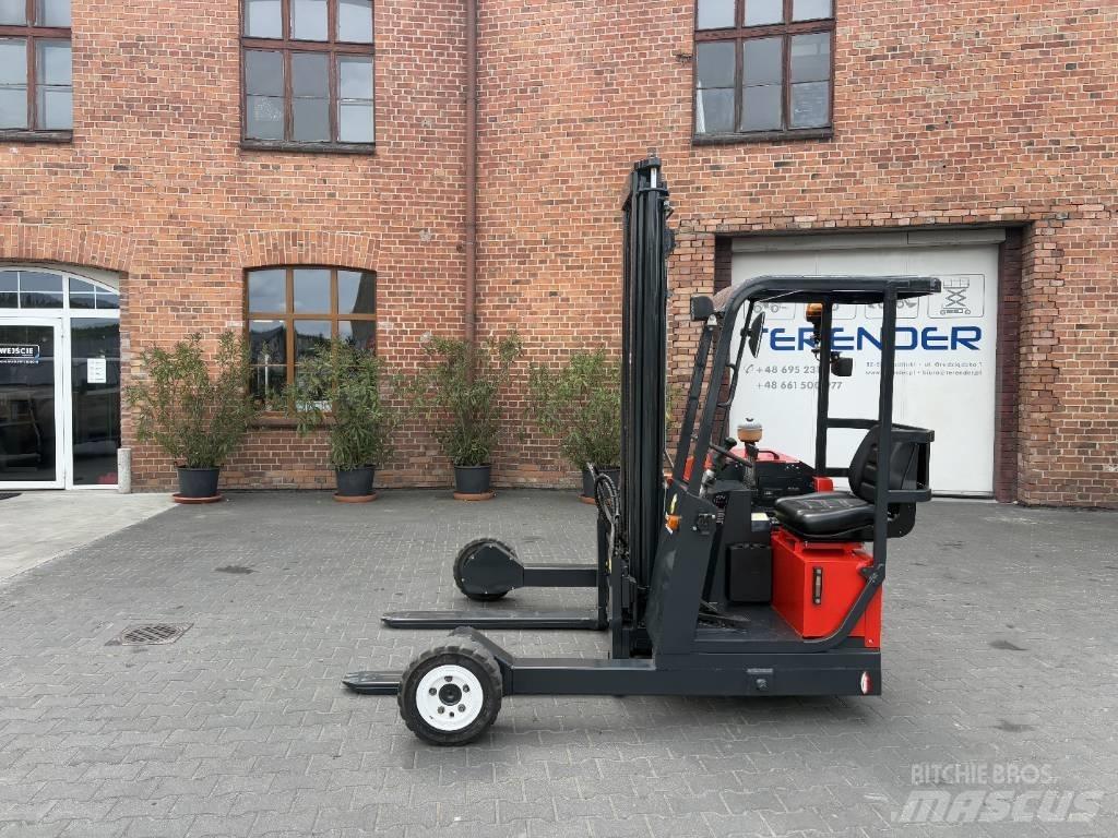 Moffett TCI 3C Diesel Stapler
