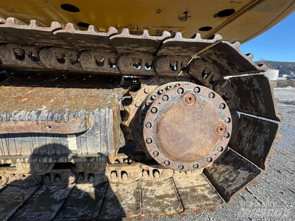 CAT 323 NG Raupenbagger