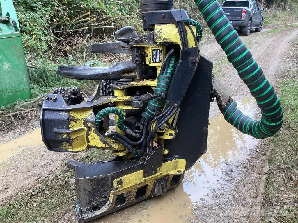 John Deere 1170 E Harvester