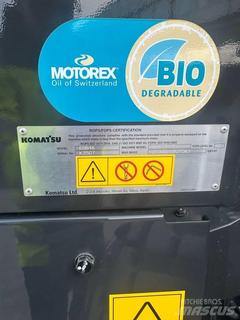 Komatsu GD675-7E0 Grader