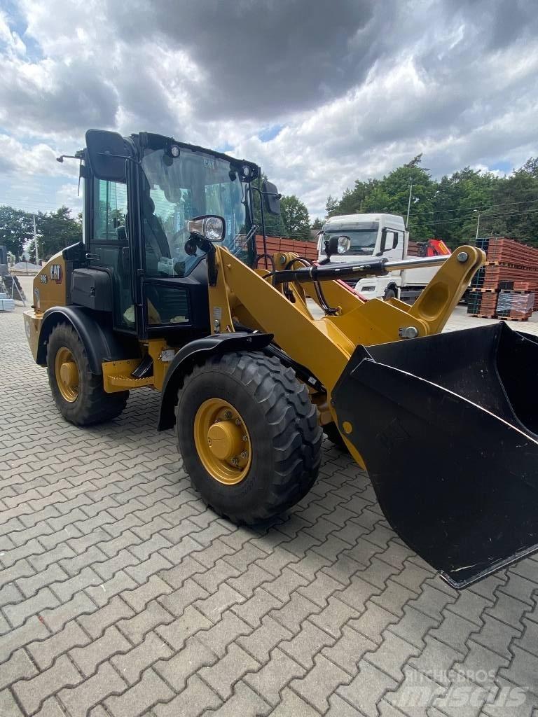 CAT 906 Radlader