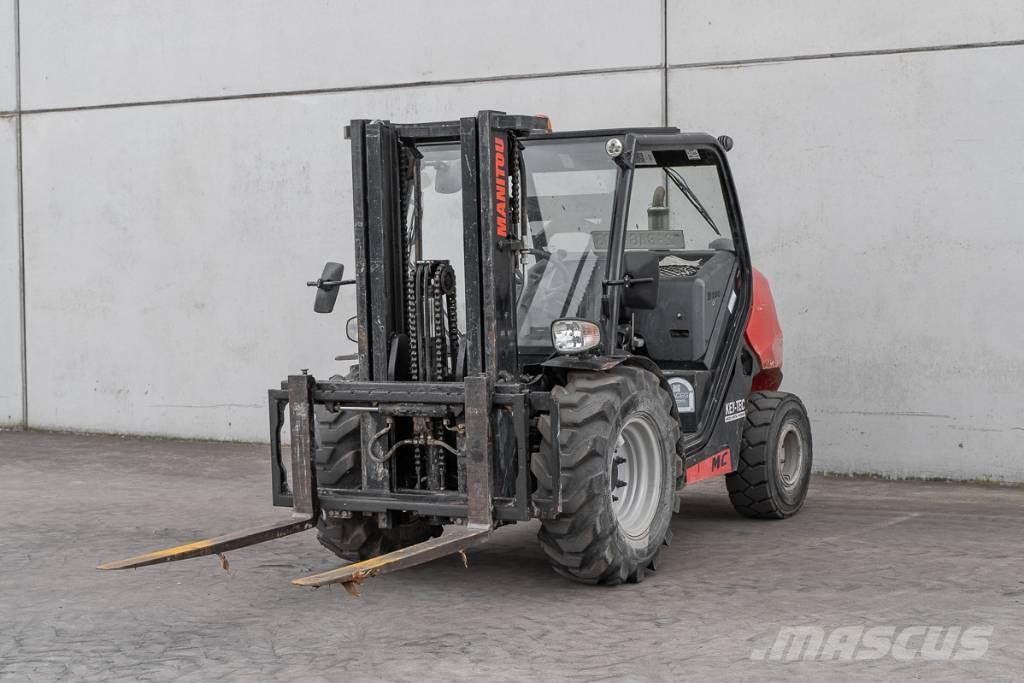 Manitou MC 30-4 Diesel Stapler