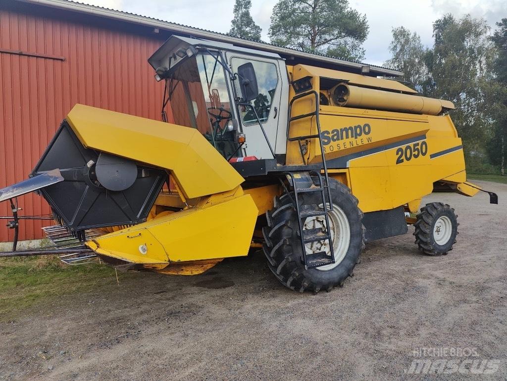 Sampo-Rosenlew 2050 Mähdrescher