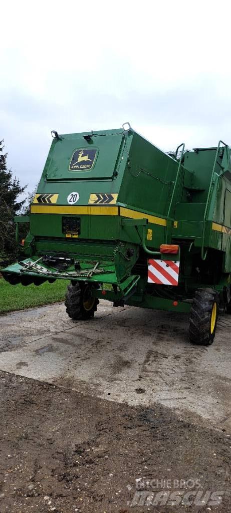 John Deere 2056HM Mähdrescher