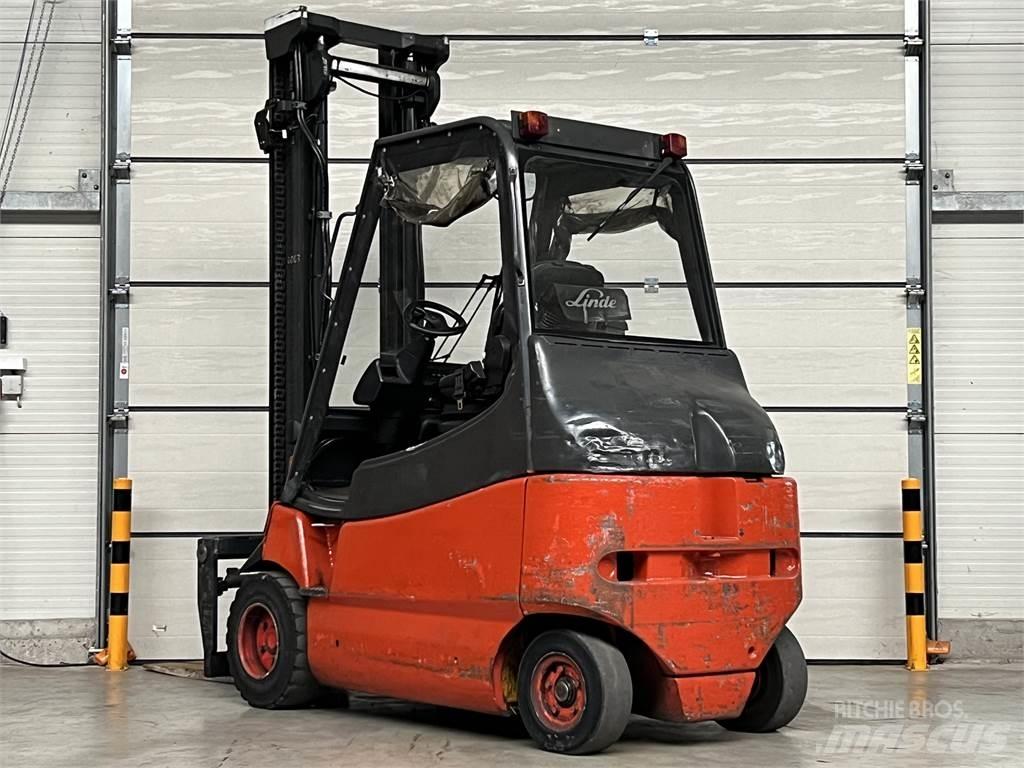 Linde E30 / 03 / 600 Elektro Stapler