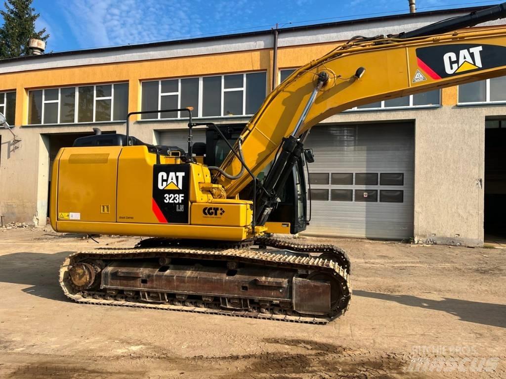 CAT 323 F LN Raupenbagger