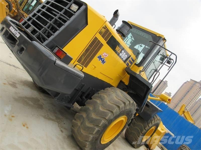 Komatsu WA 380 Radlader
