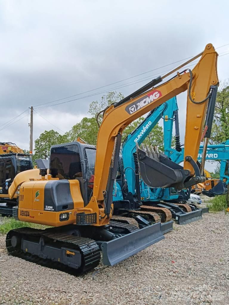 XCMG XE 60 DA Minibagger < 7t