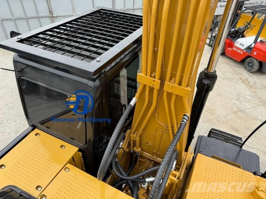 CAT 320D2L Raupenbagger