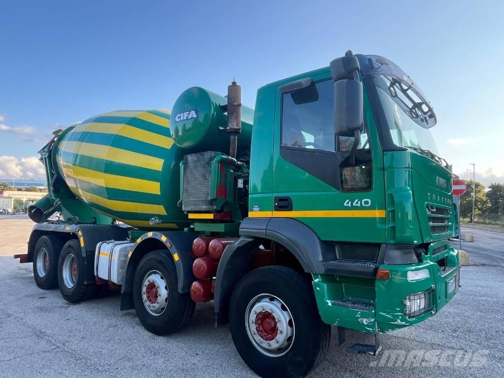 Iveco Trakker 440 Beton-Mischfahrzeuge
