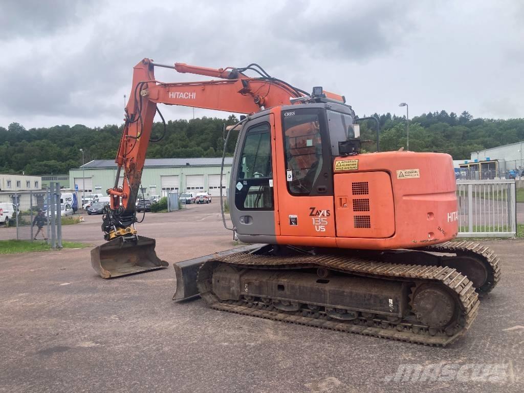 Hitachi ZX 135 US Raupenbagger