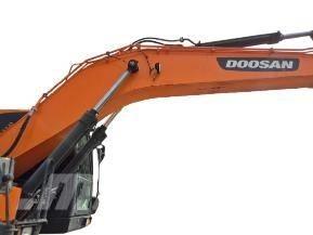 Doosan DX 210 W Mobilbagger