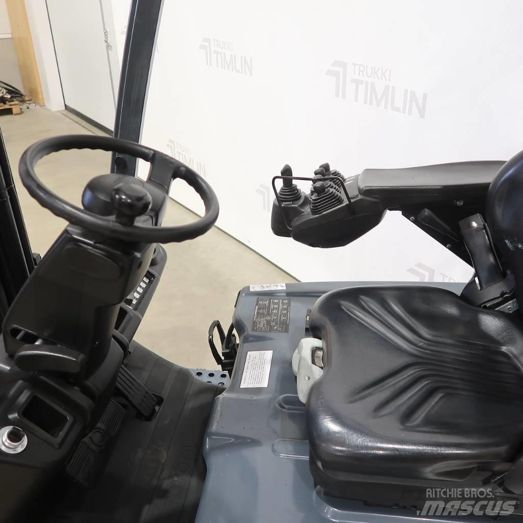 Toyota 8FBE20T Elektro Stapler