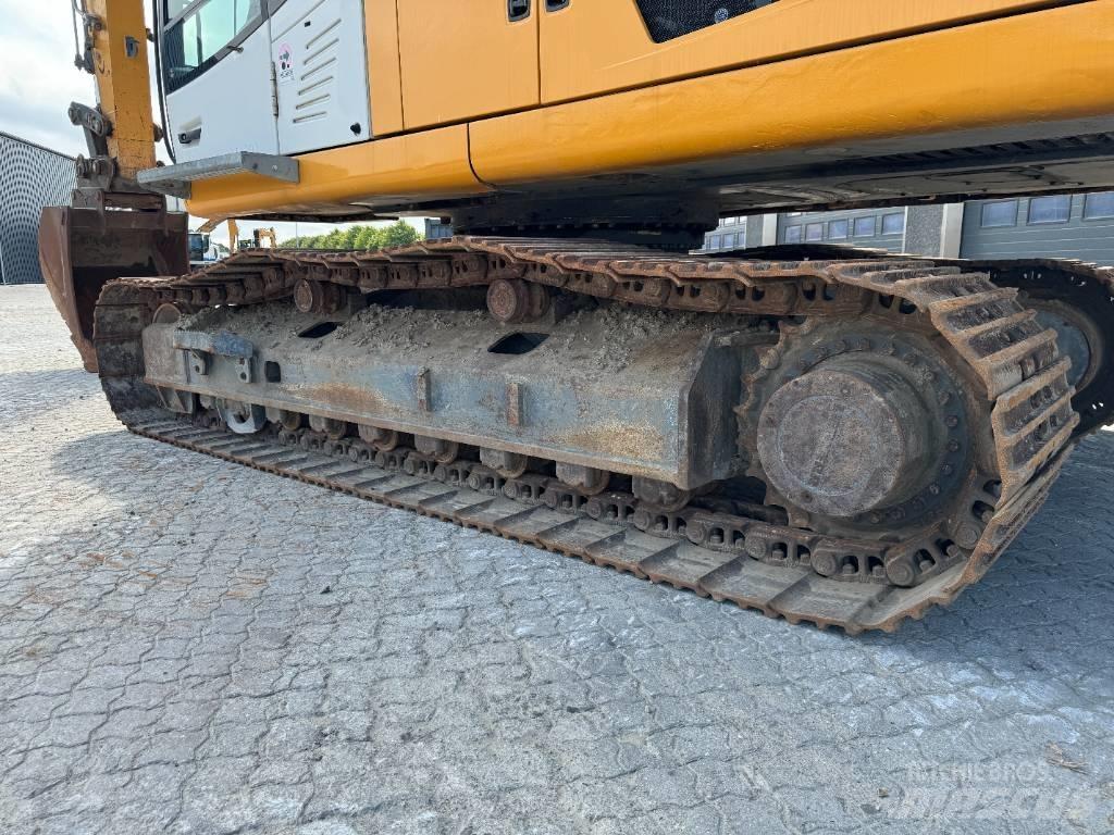 Liebherr R946 LC Raupenbagger