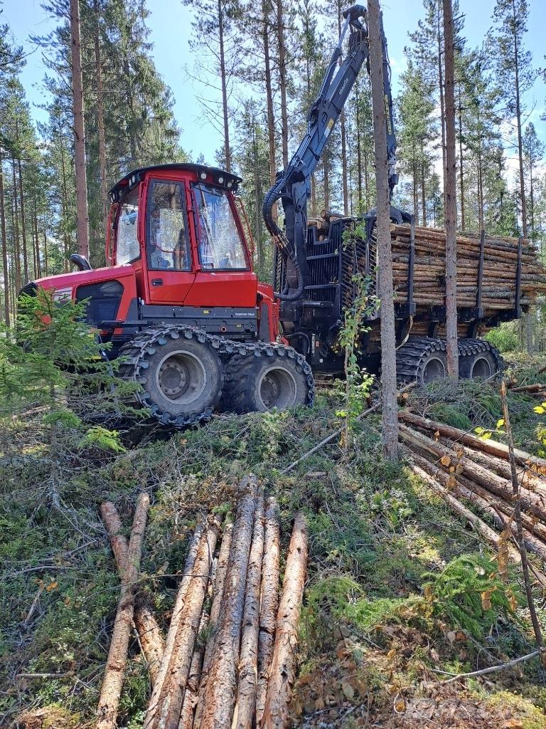 Komatsu 845 Forwarder