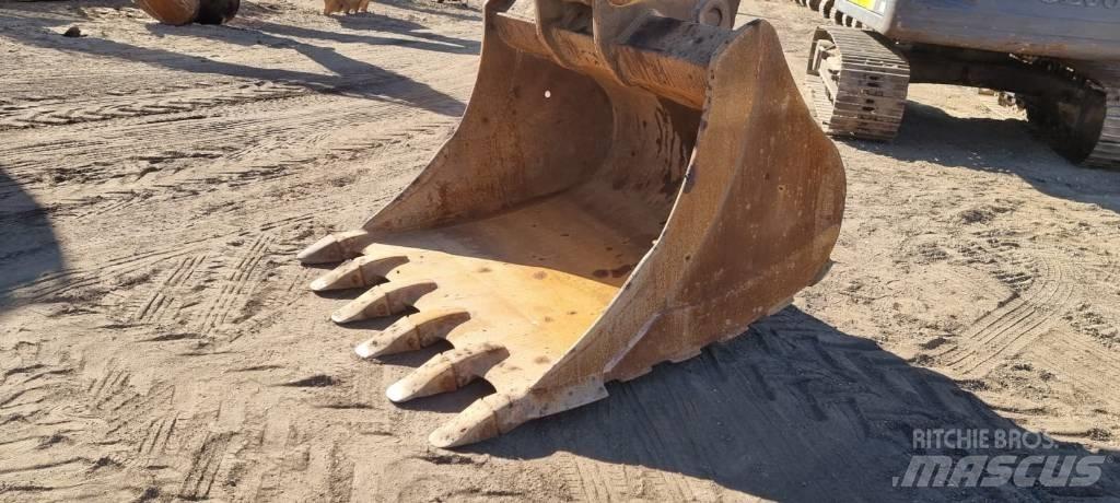 JCB JS 360 LC Raupenbagger