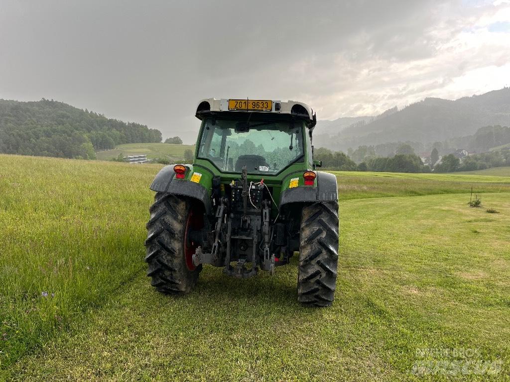 Fendt 211 Vario Traktoren